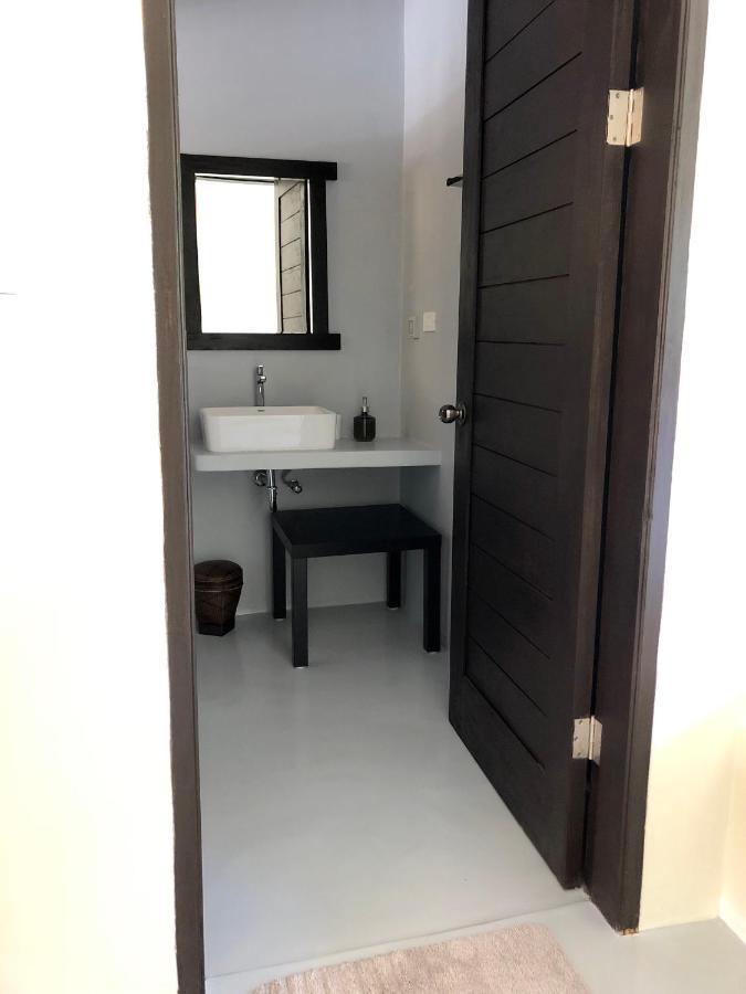 Parrots Boutique Resort ซาน วิเซนเต ภายนอก รูปภาพ